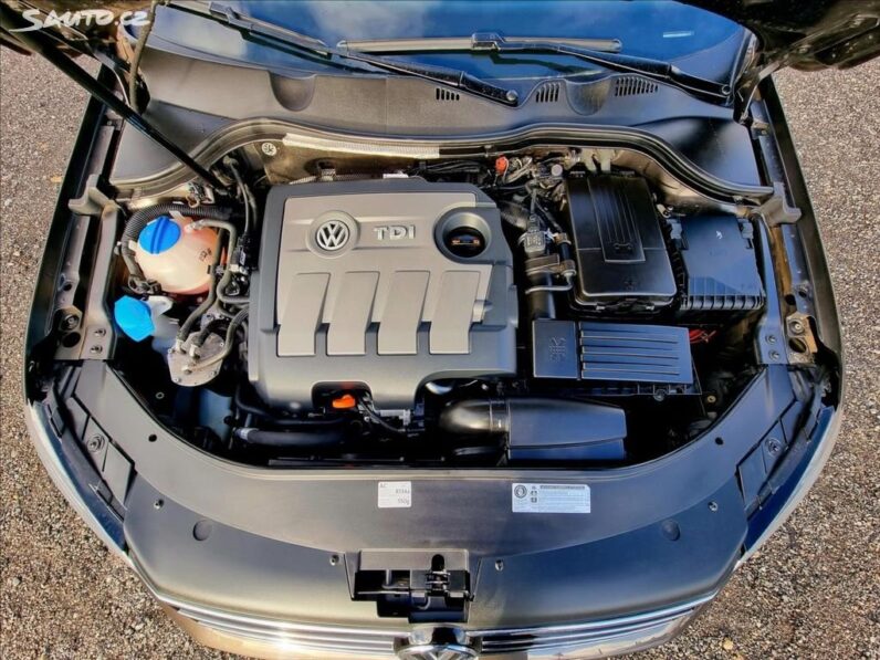 
								Volkswagen Passat – 1,6 TDi 77KW DSG,Comfort full									