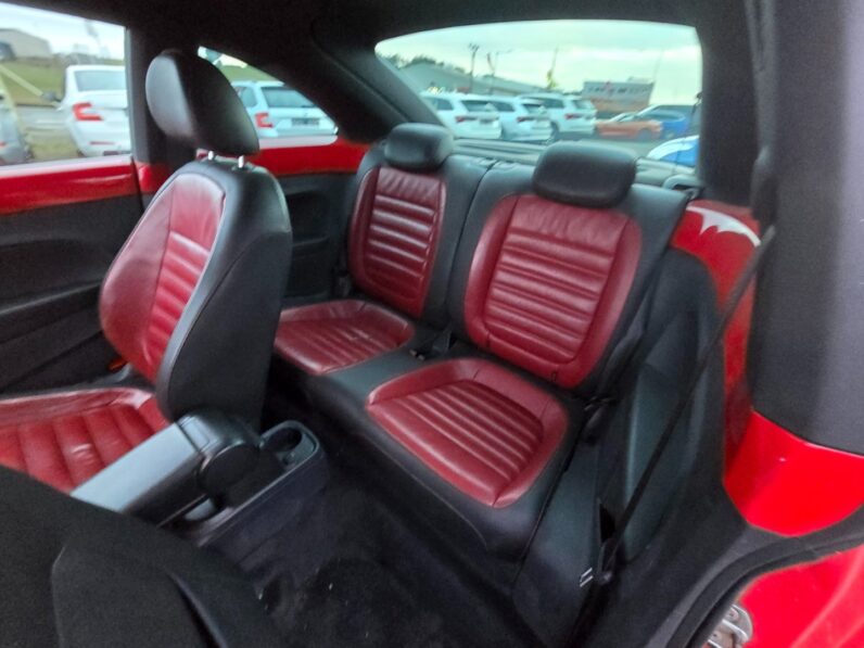 
								Volkswagen Beetle – 1.6 TDi full									