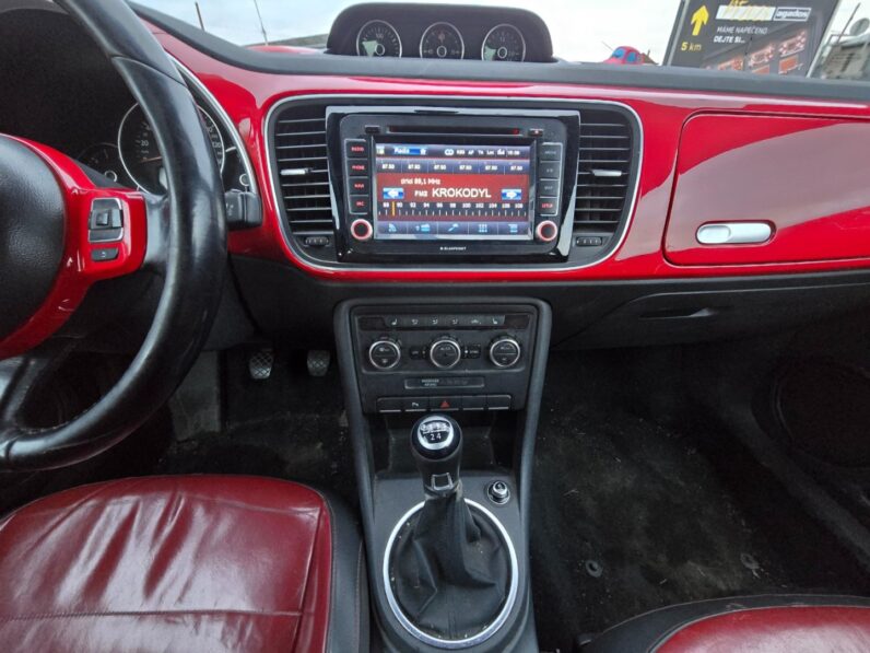 
								Volkswagen Beetle – 1.6 TDi full									