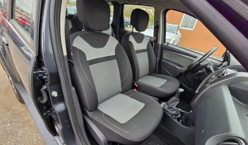 
								Dacia Duster – 1.6 84KW LPG full									