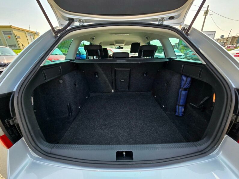 
								Škoda Octavia – 2.0 TDi 110KW DSG Ambiente full									