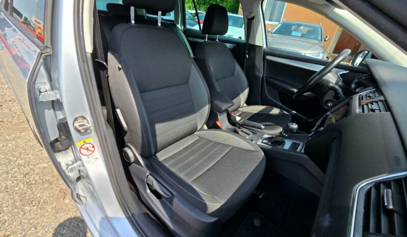 
								Škoda Octavia – 2.0 TDi 110KW DSG Ambiente full									