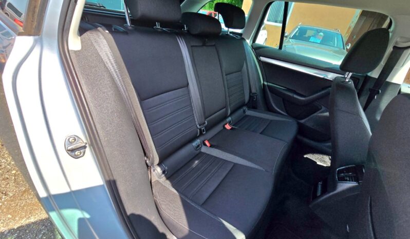 
								Škoda Octavia – 2.0 TDi 110KW DSG Ambiente full									