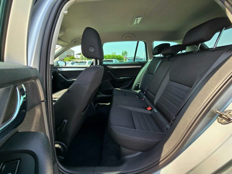 
								Škoda Octavia – 2.0 TDi 110KW DSG Ambiente full									