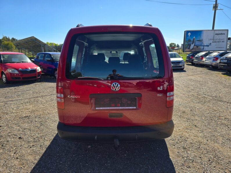
								Volkswagen Caddy – 1.6 TDi 75KW,klima,tažné full									