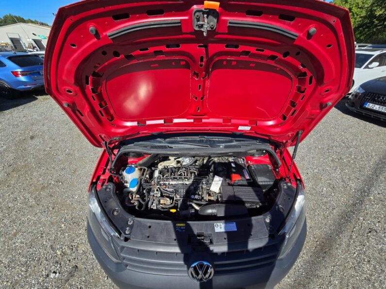 
								Volkswagen Caddy – 1.6 TDi 75KW,klima,tažné full									