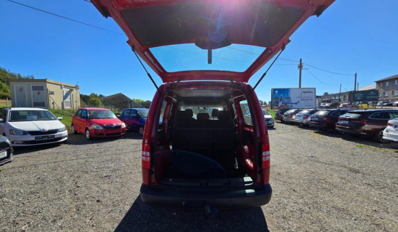 
								Volkswagen Caddy – 1.6 TDi 75KW,klima,tažné full									