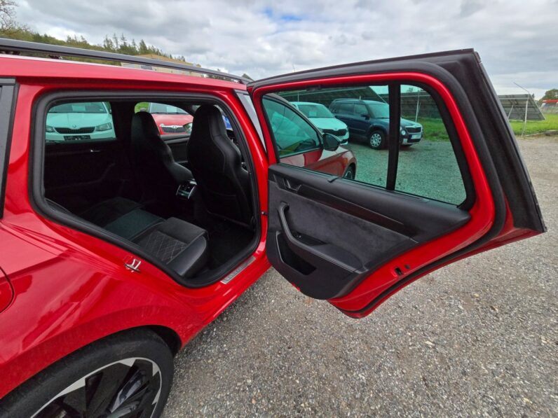 
								Škoda Superb – 2.0 TDi 110KW Sportline full									