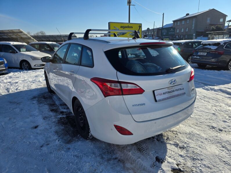 
								Hyundai i30 – 1.6 GDI  1.maj.Cz garance km full									