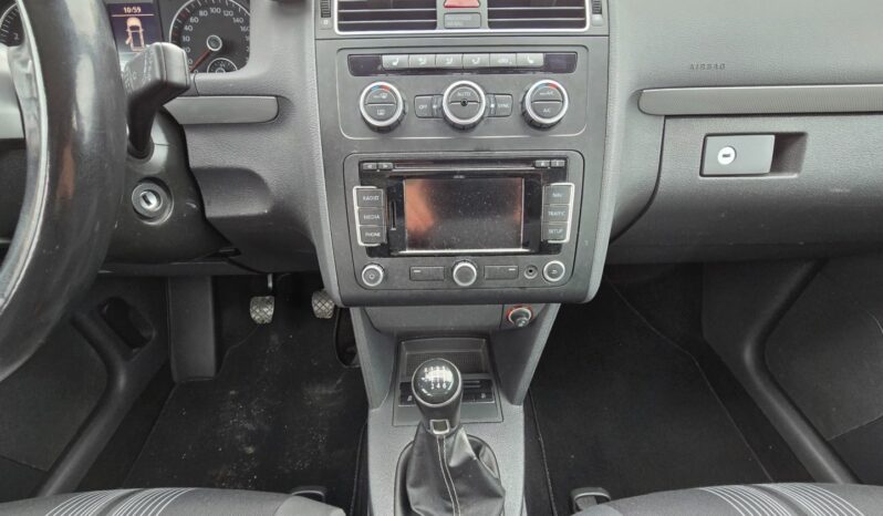 
								Volkswagen Touran – 1.2 TSI 77KW Comfort,panorama full									