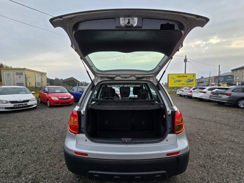 
								Fiat Sedici – 1.6 4x4 Dynamic full									