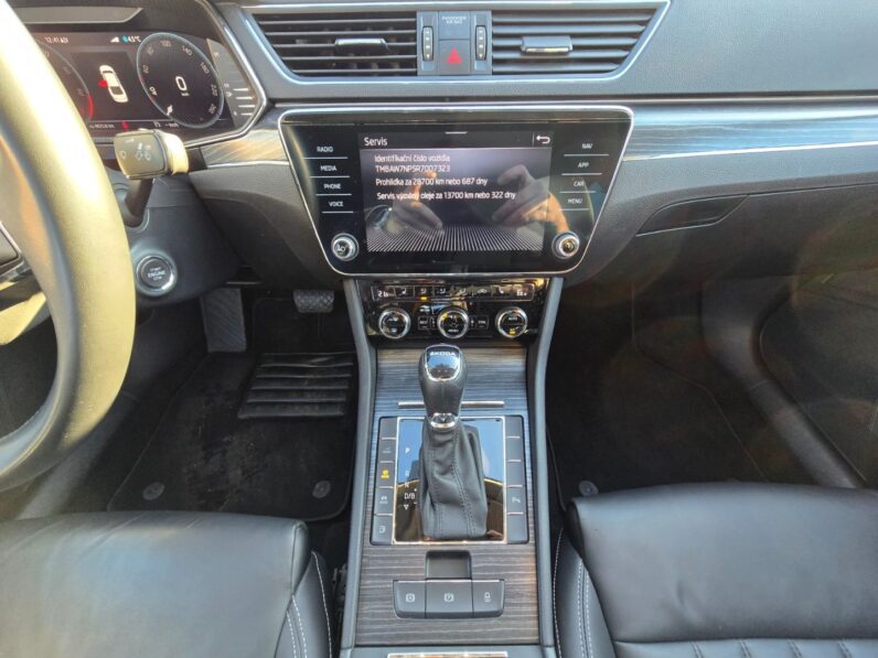 
								Škoda Superb – 1.4TSi IV Style plung in hybri full									