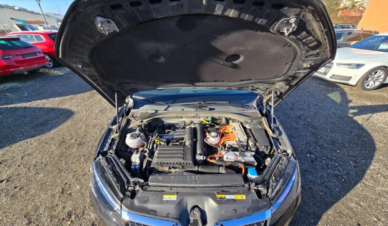 
								Škoda Superb – 1.4TSi IV Style plung in hybri full									