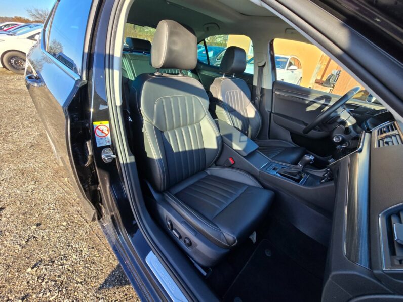 
								Škoda Superb – 1.4TSi IV Style plung in hybri full									