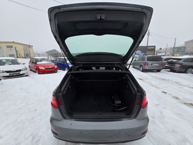 
								Audi A3 – 1.4 TFSi Sportback E-Tron full									