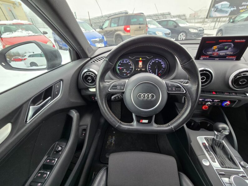 
								Audi A3 – 1.4 TFSi Sportback E-Tron full									