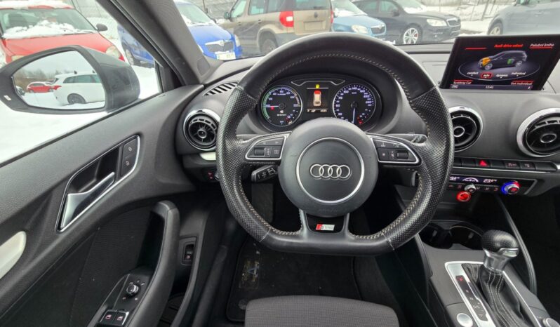 
								Audi A3 – 1.4 TFSi Sportback E-Tron full									