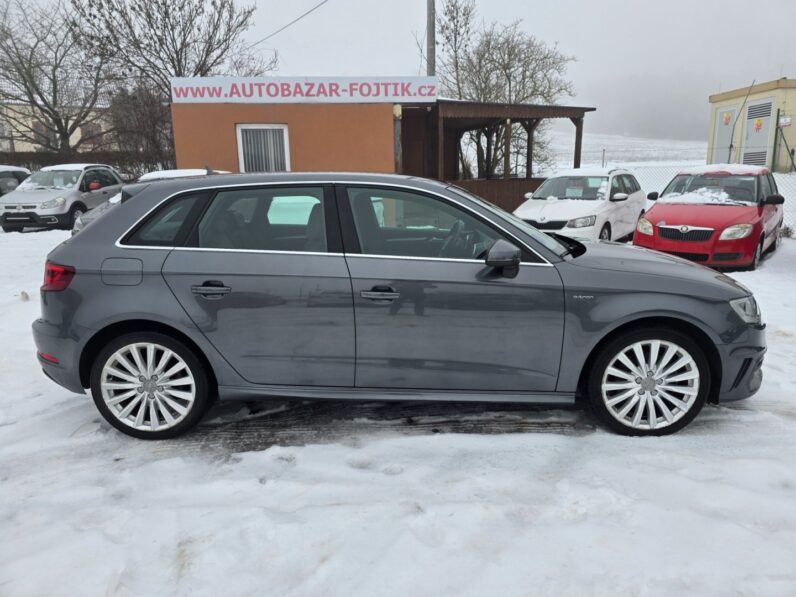 
								Audi A3 – 1.4 TFSi Sportback E-Tron full									