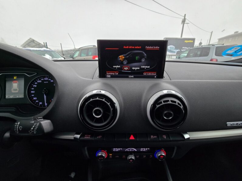 
								Audi A3 – 1.4 TFSi Sportback E-Tron full									