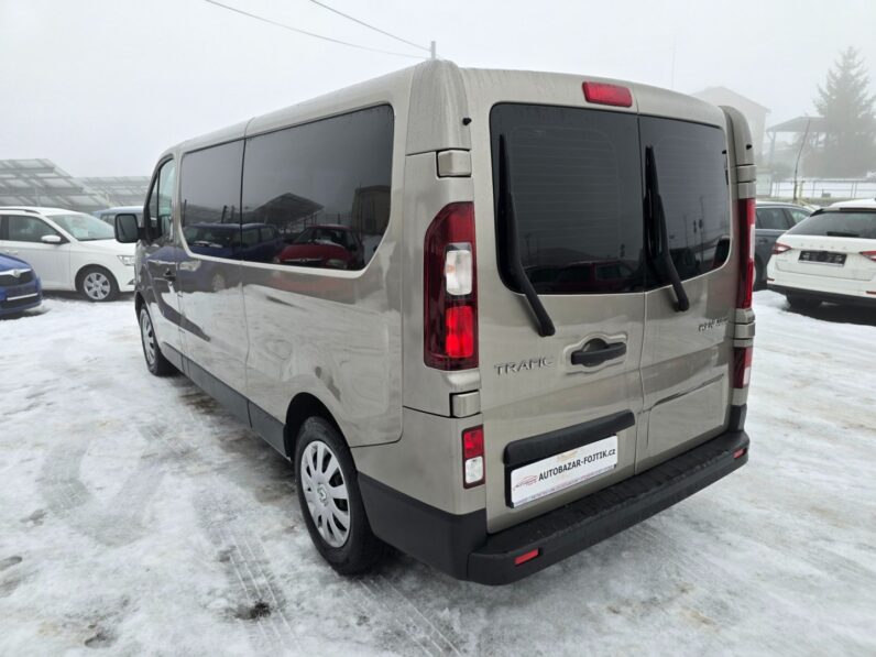 
								Renault Trafic – 1.6 DCi 8.místné,nové CZ full									