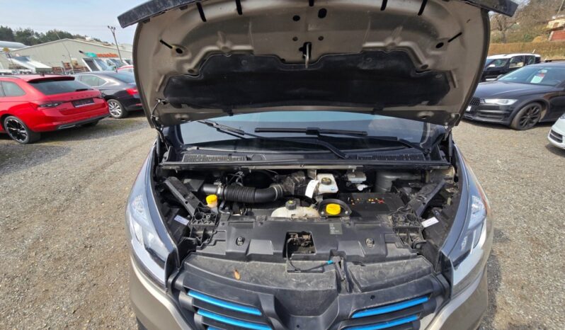 
								Renault Trafic – 1.6 DCi 8.místné,nové CZ full									