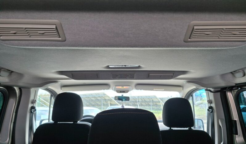 
								Renault Trafic – 1.6 DCi 8.místné,nové CZ full									