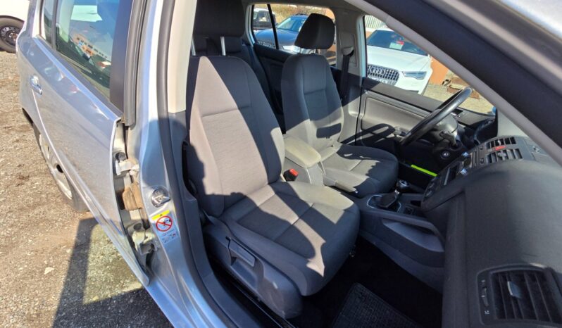 
								Volkswagen Golf – 1.6  75KW 1.majitel nové CZ full									