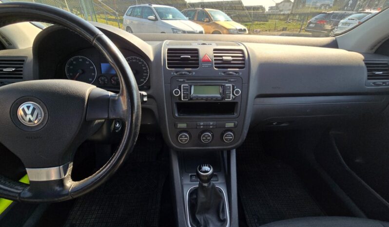 
								Volkswagen Golf – 1.6  75KW 1.majitel nové CZ full									