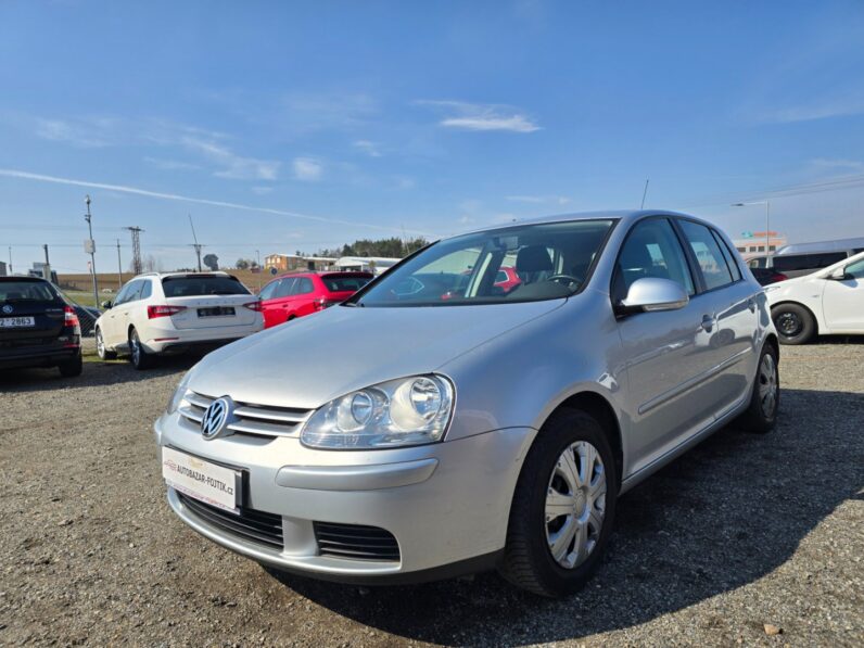 
								Volkswagen Golf – 1.6  75KW 1.majitel nové CZ full									