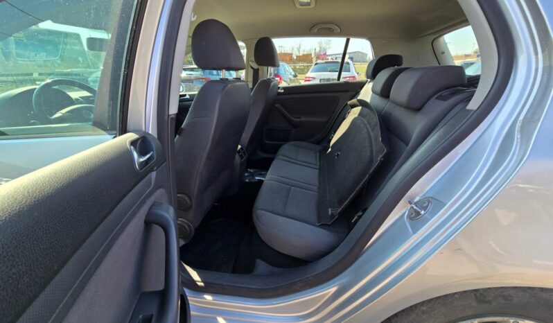 
								Volkswagen Golf – 1.6  75KW 1.majitel nové CZ full									