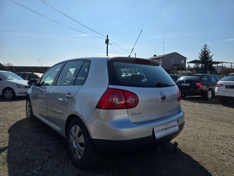 
								Volkswagen Golf – 1.6  75KW 1.majitel nové CZ full									