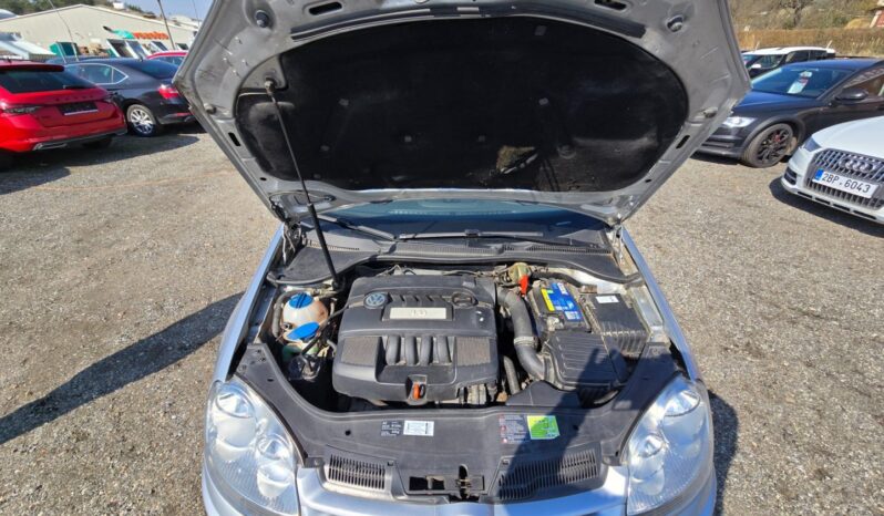 
								Volkswagen Golf – 1.6  75KW 1.majitel nové CZ full									