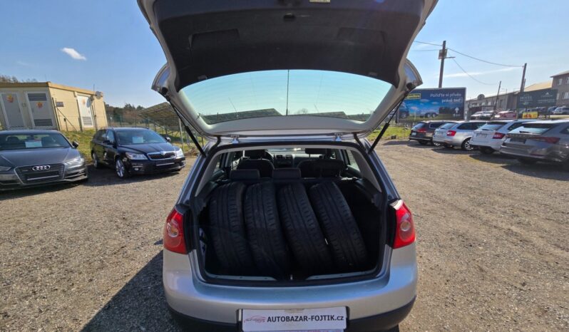 
								Volkswagen Golf – 1.6  75KW 1.majitel nové CZ full									