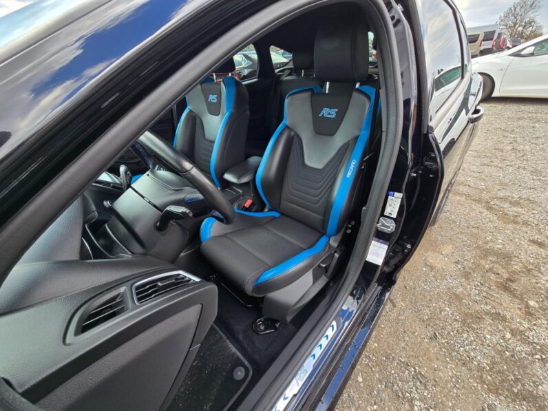 
								Ford Focus – RS 2.3 EcoBoost  250KW AWD full									