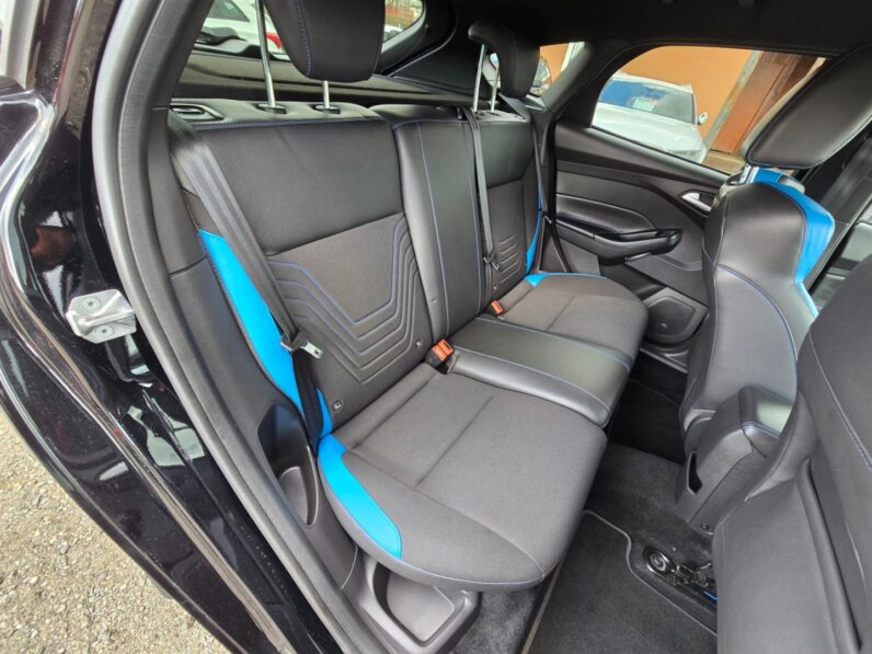 
								Ford Focus – RS 2.3 EcoBoost  250KW AWD full									