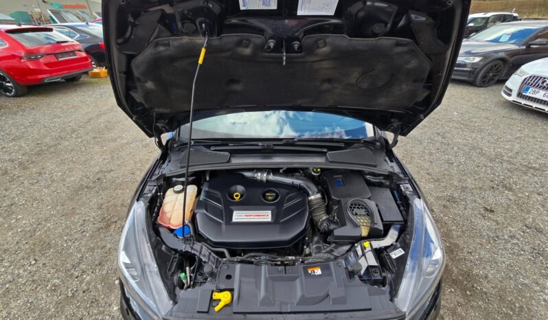
								Ford Focus – RS 2.3 EcoBoost  250KW AWD full									