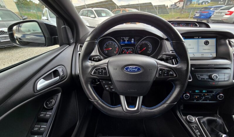 
								Ford Focus – RS 2.3 EcoBoost  250KW AWD full									