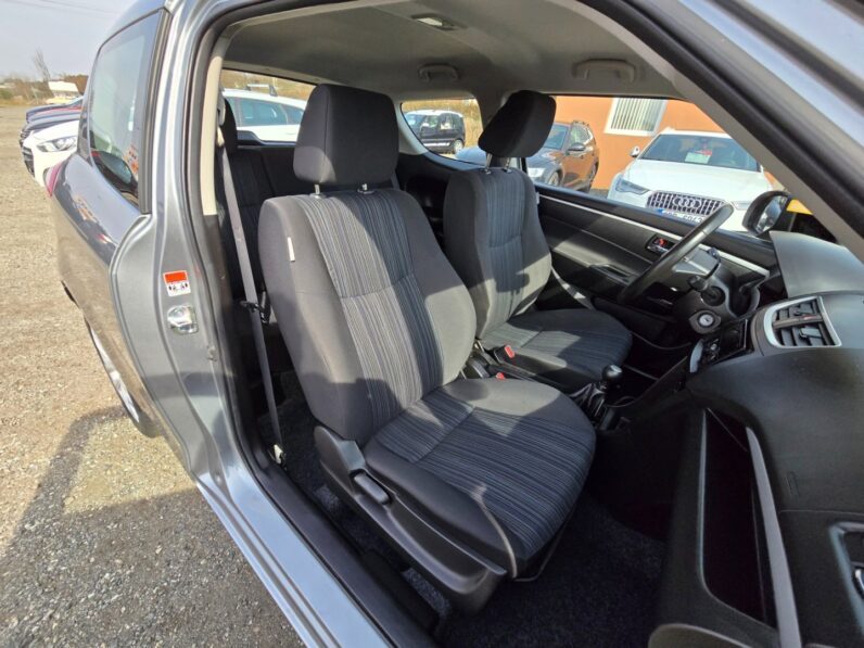 
								Suzuki Swift – 1.2 VVT 69KW klima,bez koroze full									