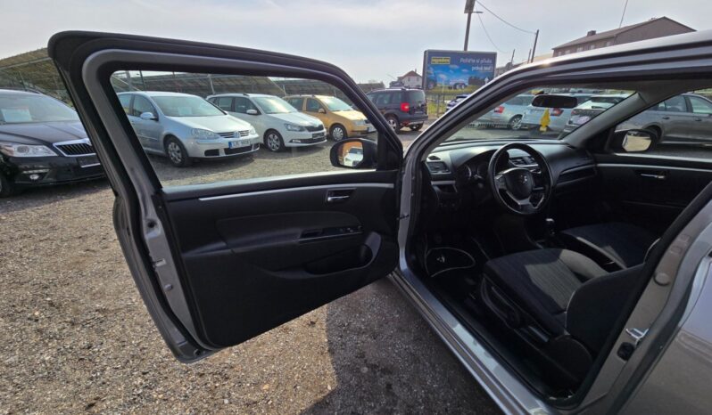 
								Suzuki Swift – 1.2 VVT 69KW klima,bez koroze full									