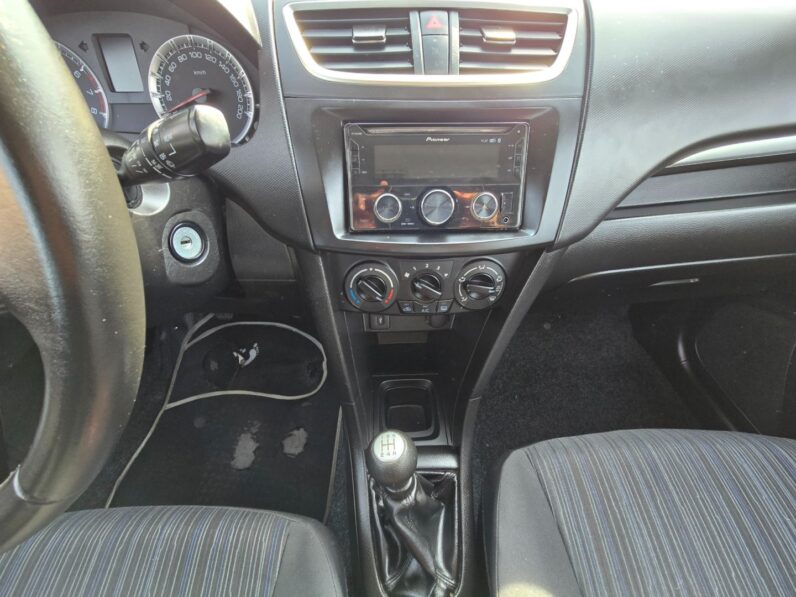 
								Suzuki Swift – 1.2 VVT 69KW klima,bez koroze full									