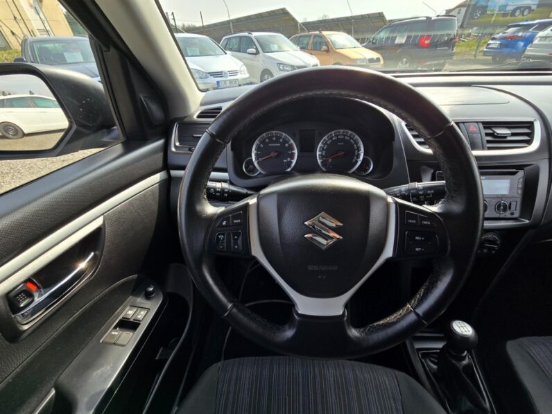 
								Suzuki Swift – 1.2 VVT 69KW klima,bez koroze full									