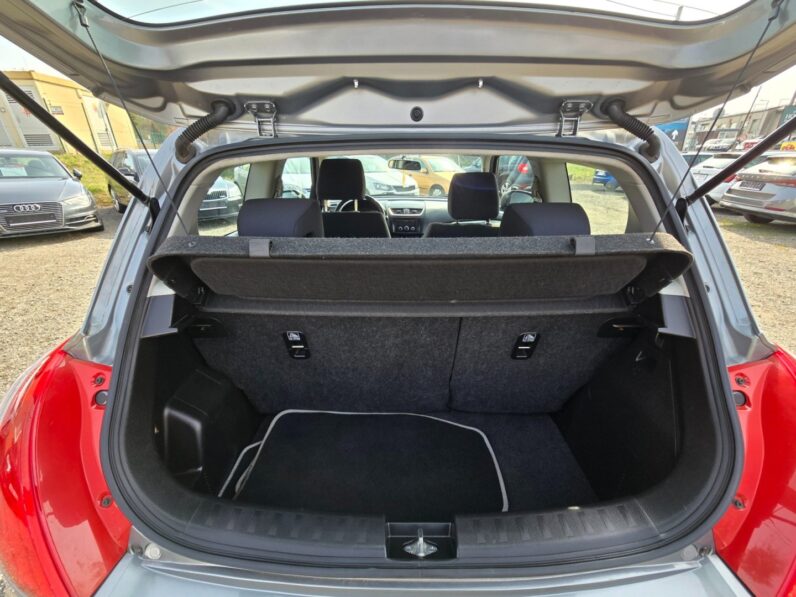 
								Suzuki Swift – 1.2 VVT 69KW klima,bez koroze full									