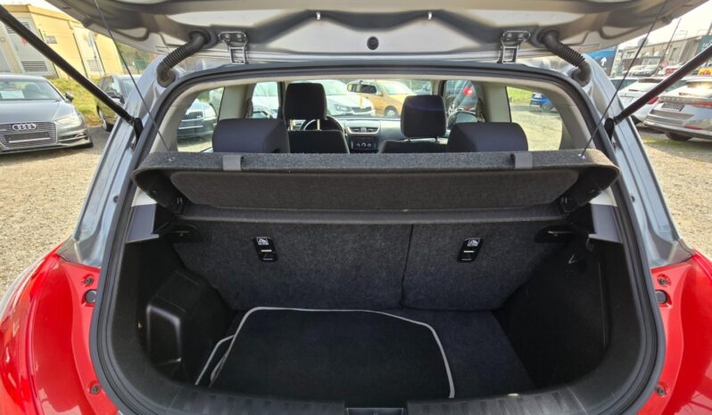 
								Suzuki Swift – 1.2 VVT 69KW klima,bez koroze full									