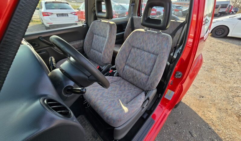 
								Suzuki Jimny – 1.3 62KW 4x4 full									