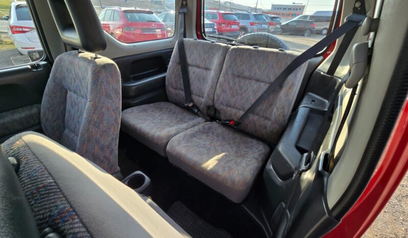 
								Suzuki Jimny – 1.3 62KW 4x4 full									