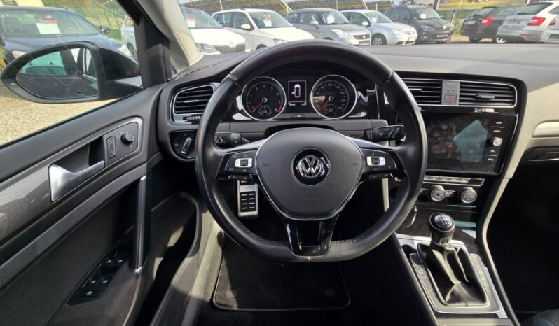
								Volkswagen Golf – 1.0 TSI Comfortline full									