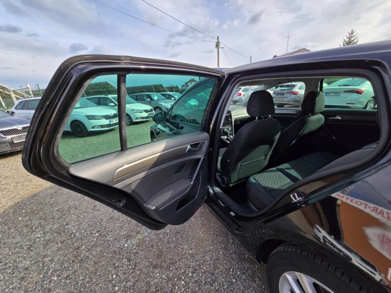 
								Volkswagen Golf – 1.0 TSI Comfortline full									