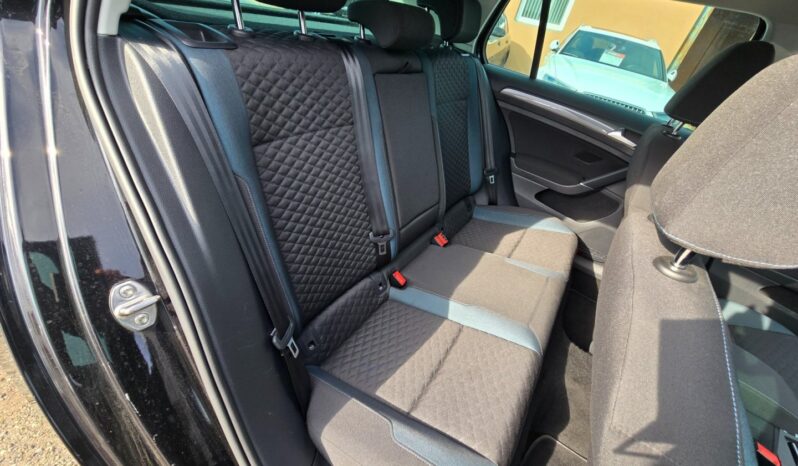 
								Volkswagen Golf – 1.0 TSI Comfortline full									