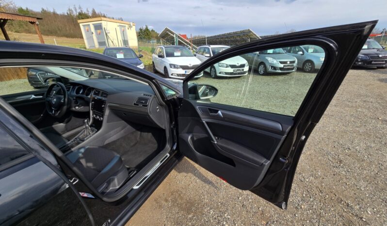 
								Volkswagen Golf – 1.0 TSI Comfortline full									