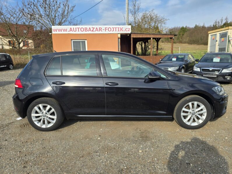 
								Volkswagen Golf – 1.0 TSI Comfortline full									